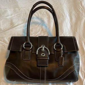LIKE NEW Large brown Coach Leather Satchel handbag purse with silver hardware.